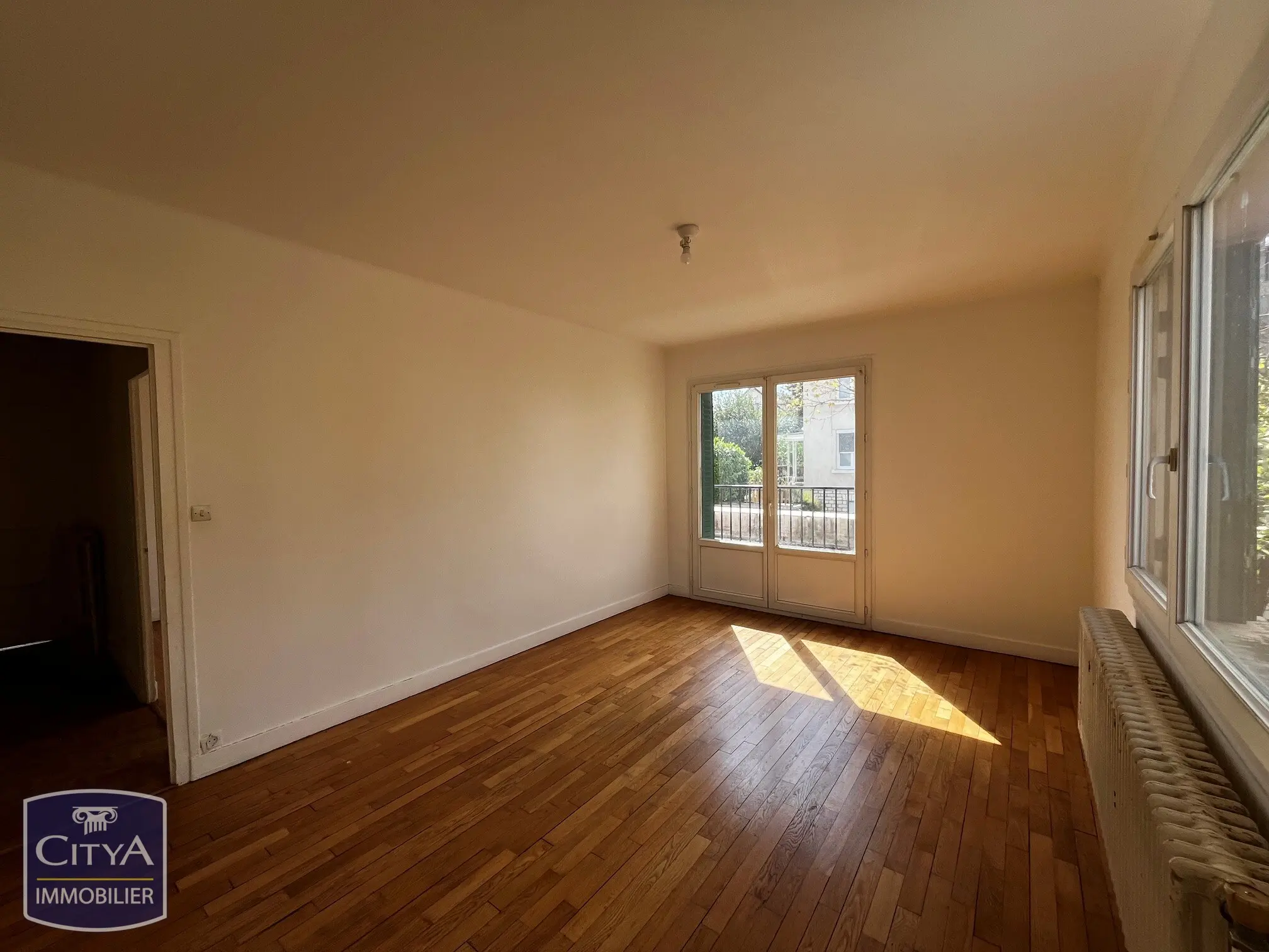 Photo 3 Immeuble 140.51m²