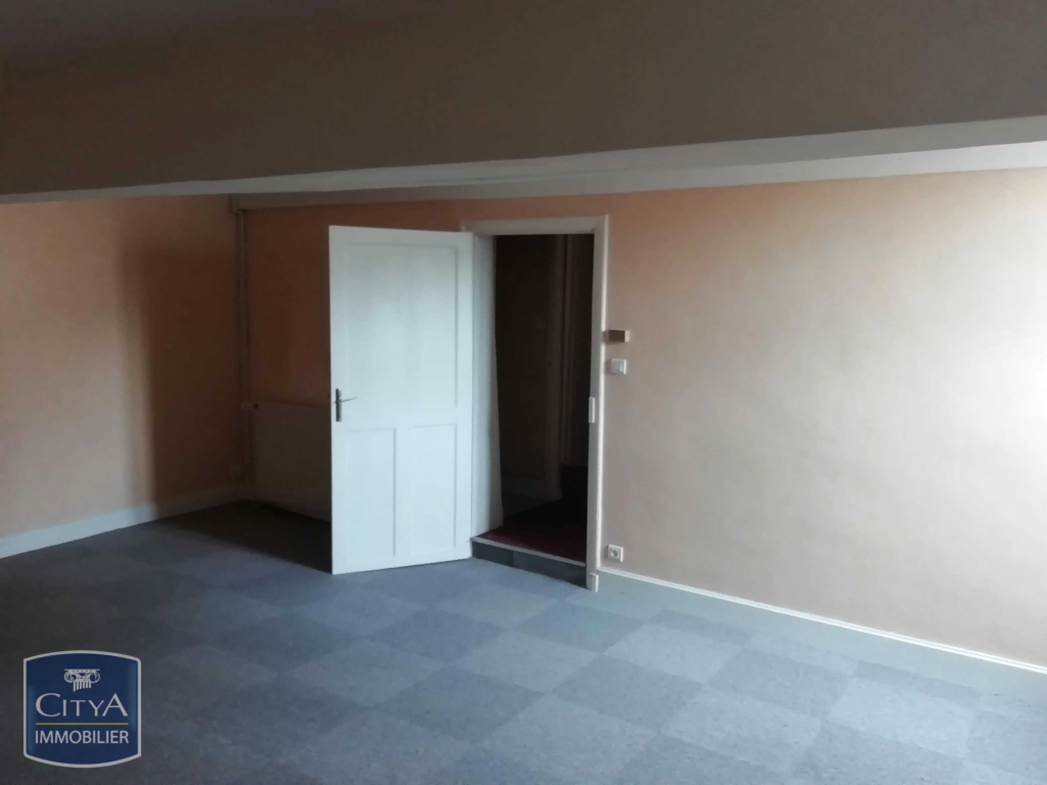 Photo 7 Maison 2 pièces 142m²