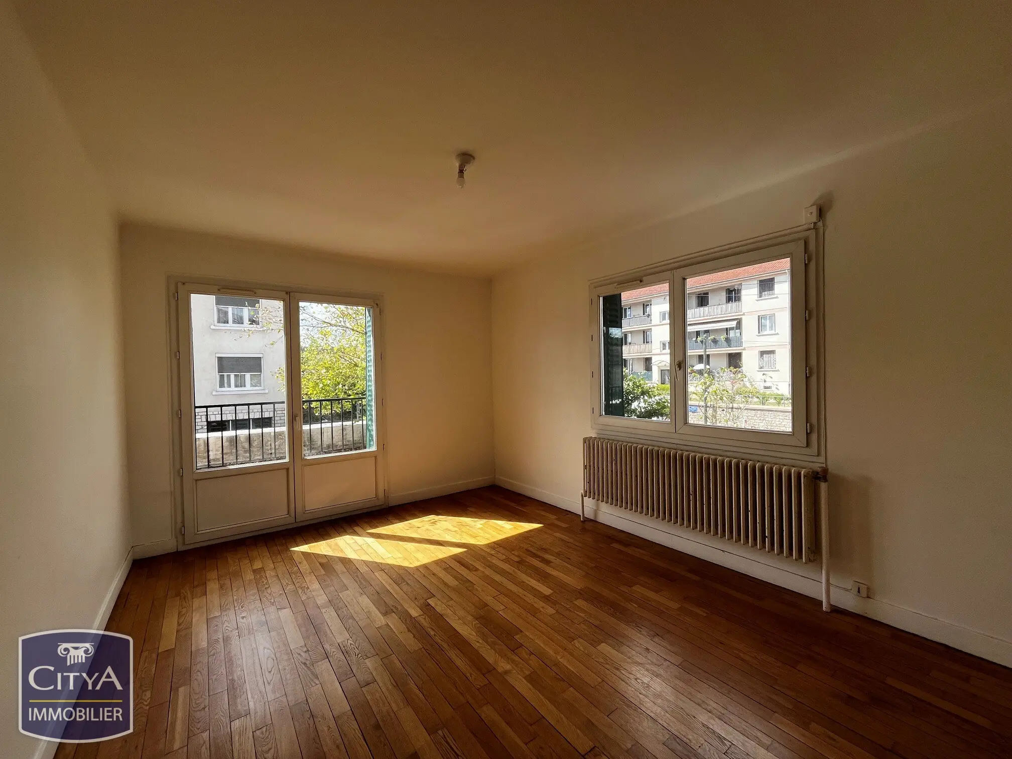 Photo 2 Immeuble 140.51m²