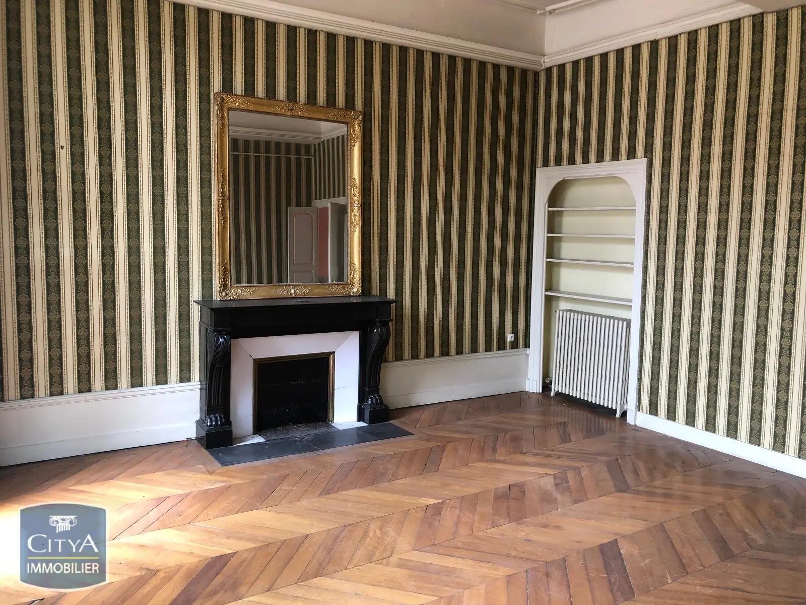 Photo 1 Immeuble 479.3m²