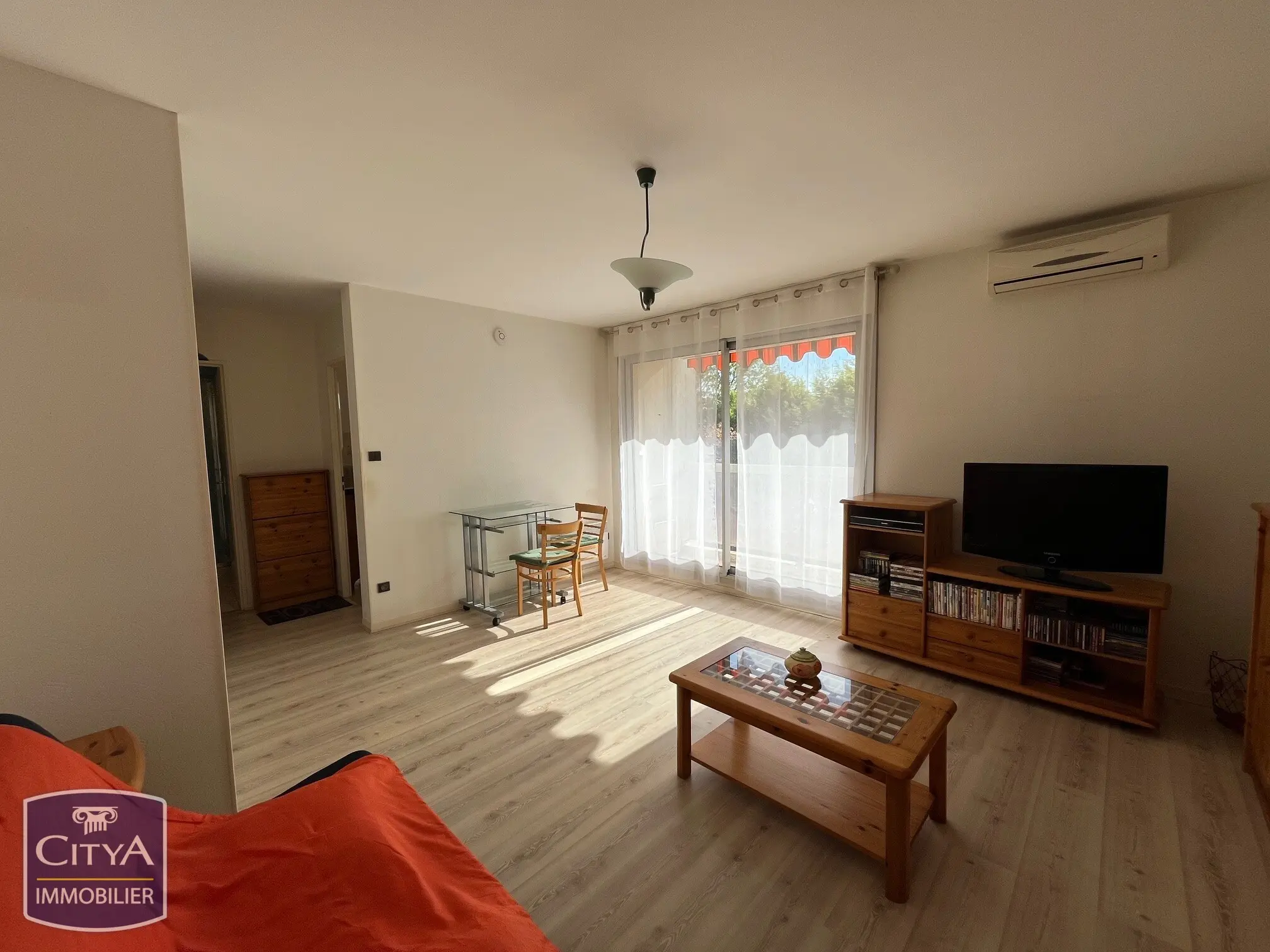 Photo 2 Appartement 1 pièce 35m²