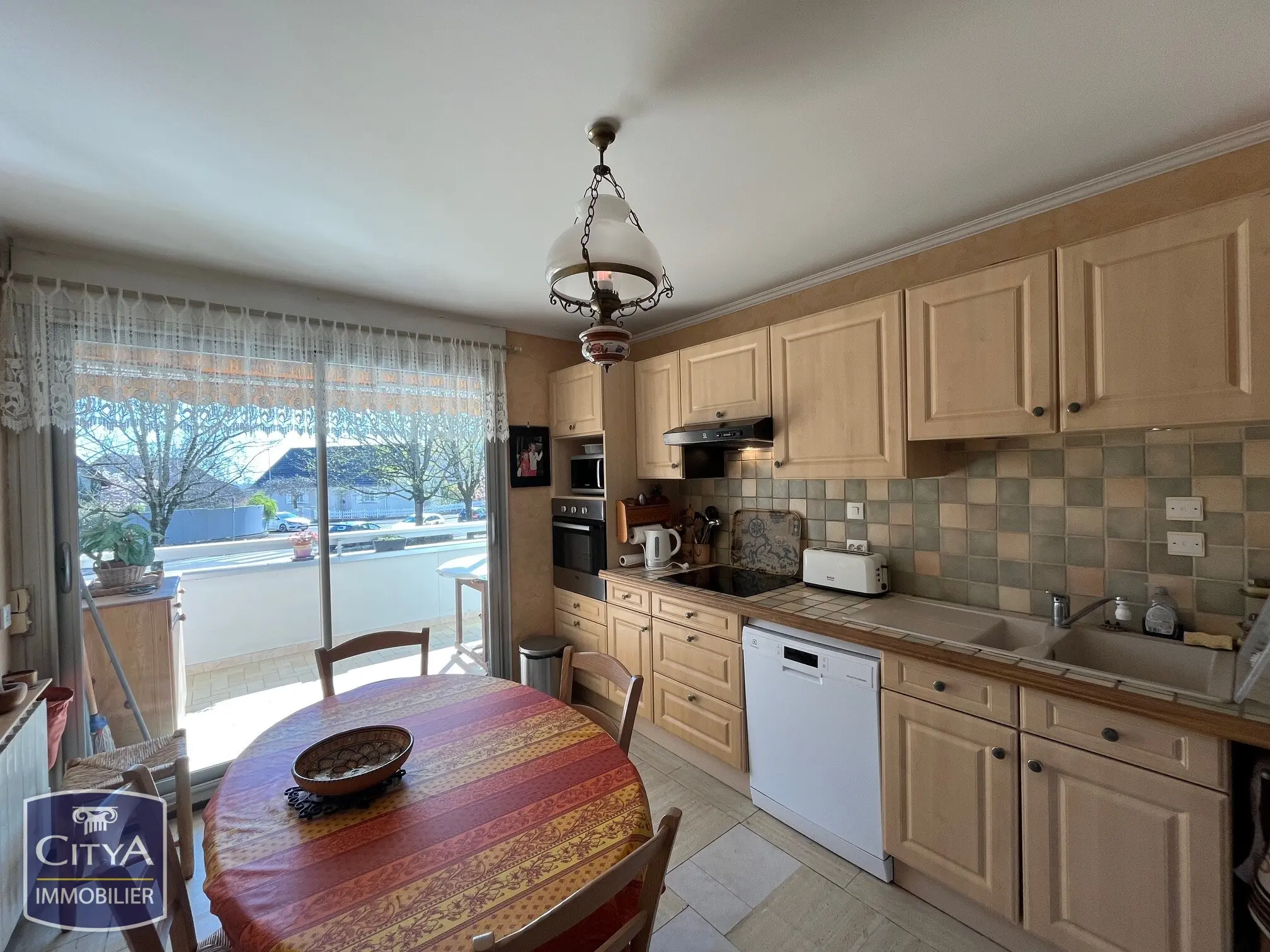 Photo 3 Appartement 4 pièces 91.43m²