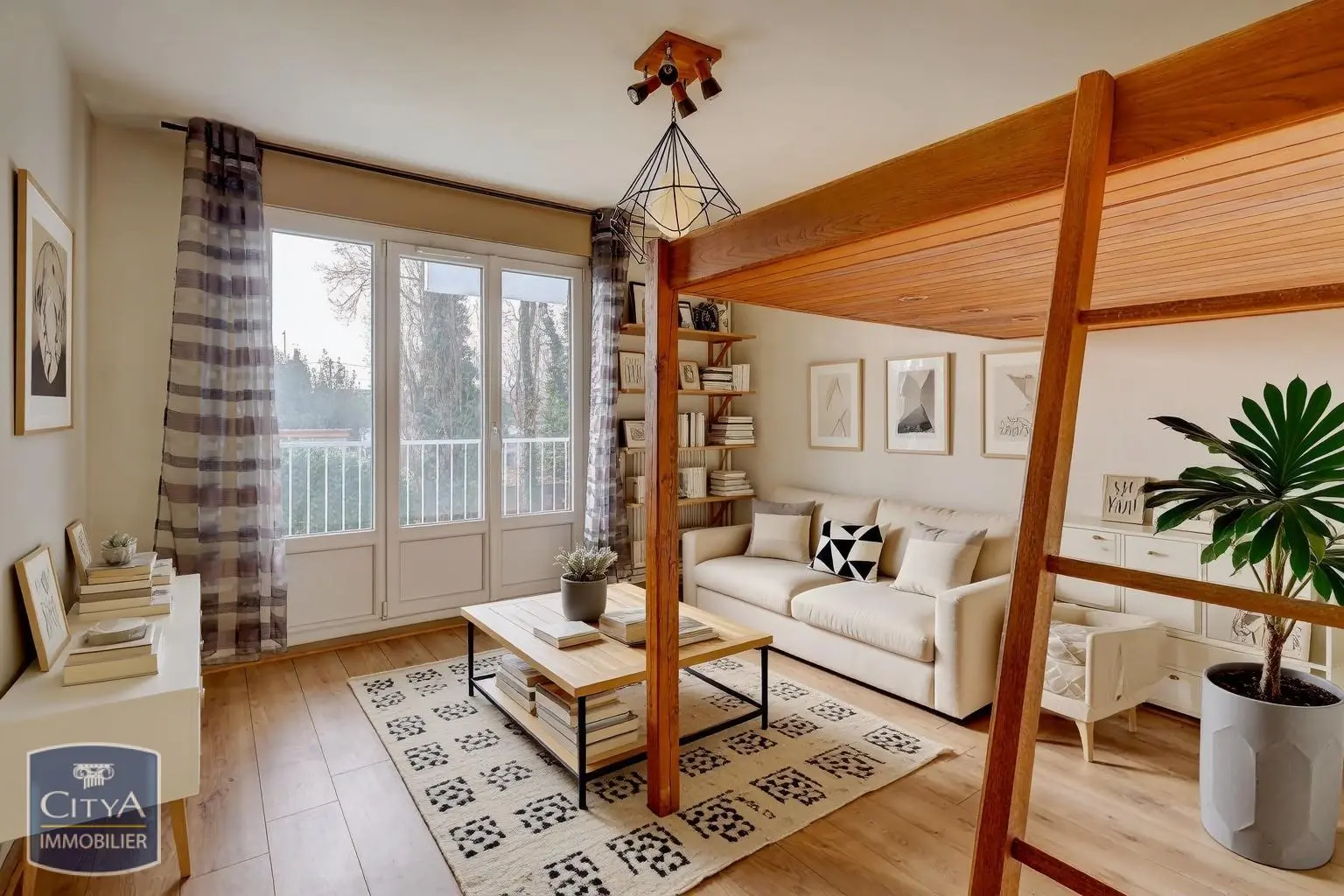 Photo 1 Appartement 1 pièce 30m²