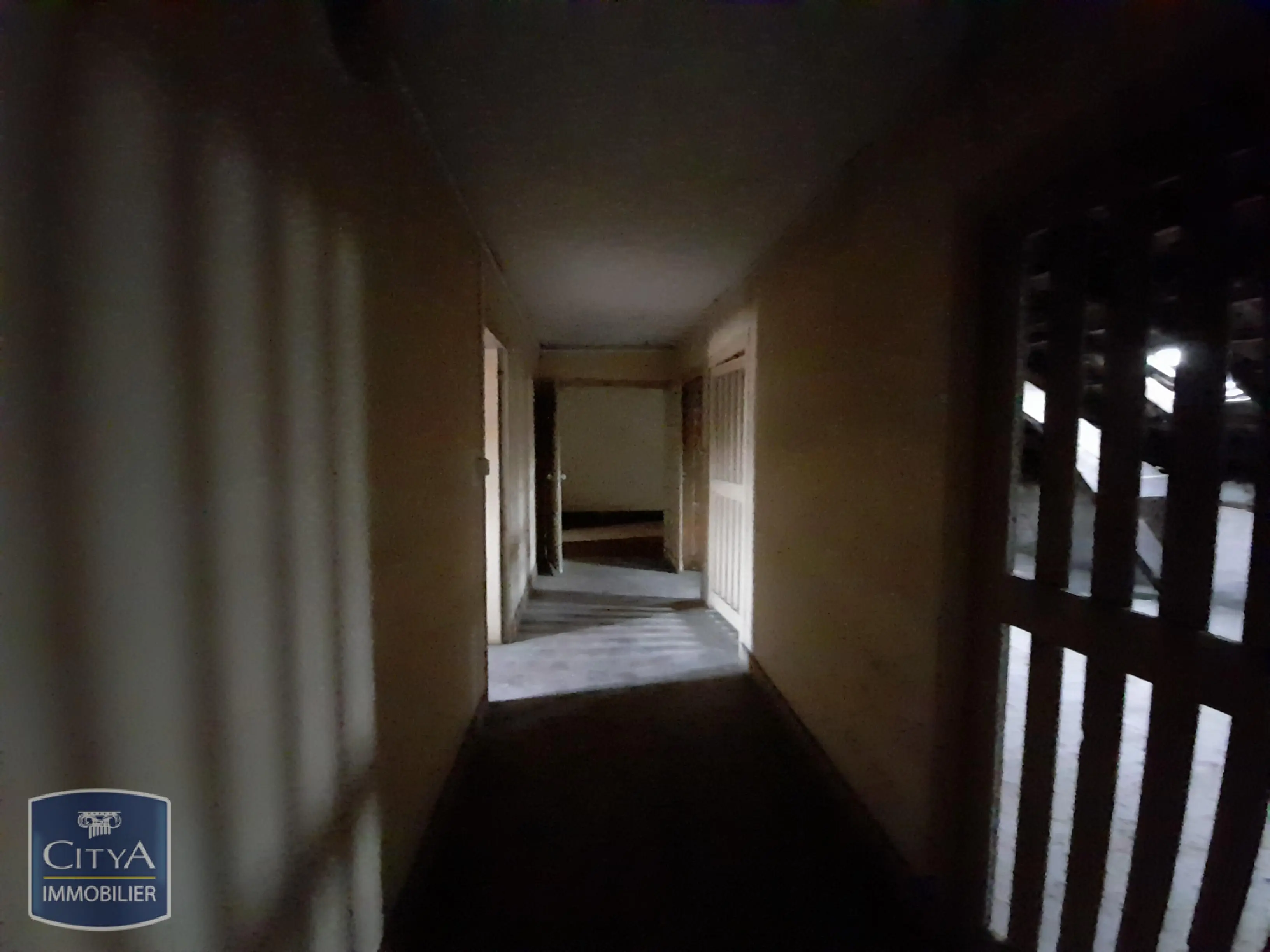 Photo 10 Appartement 10 pièces 230m²