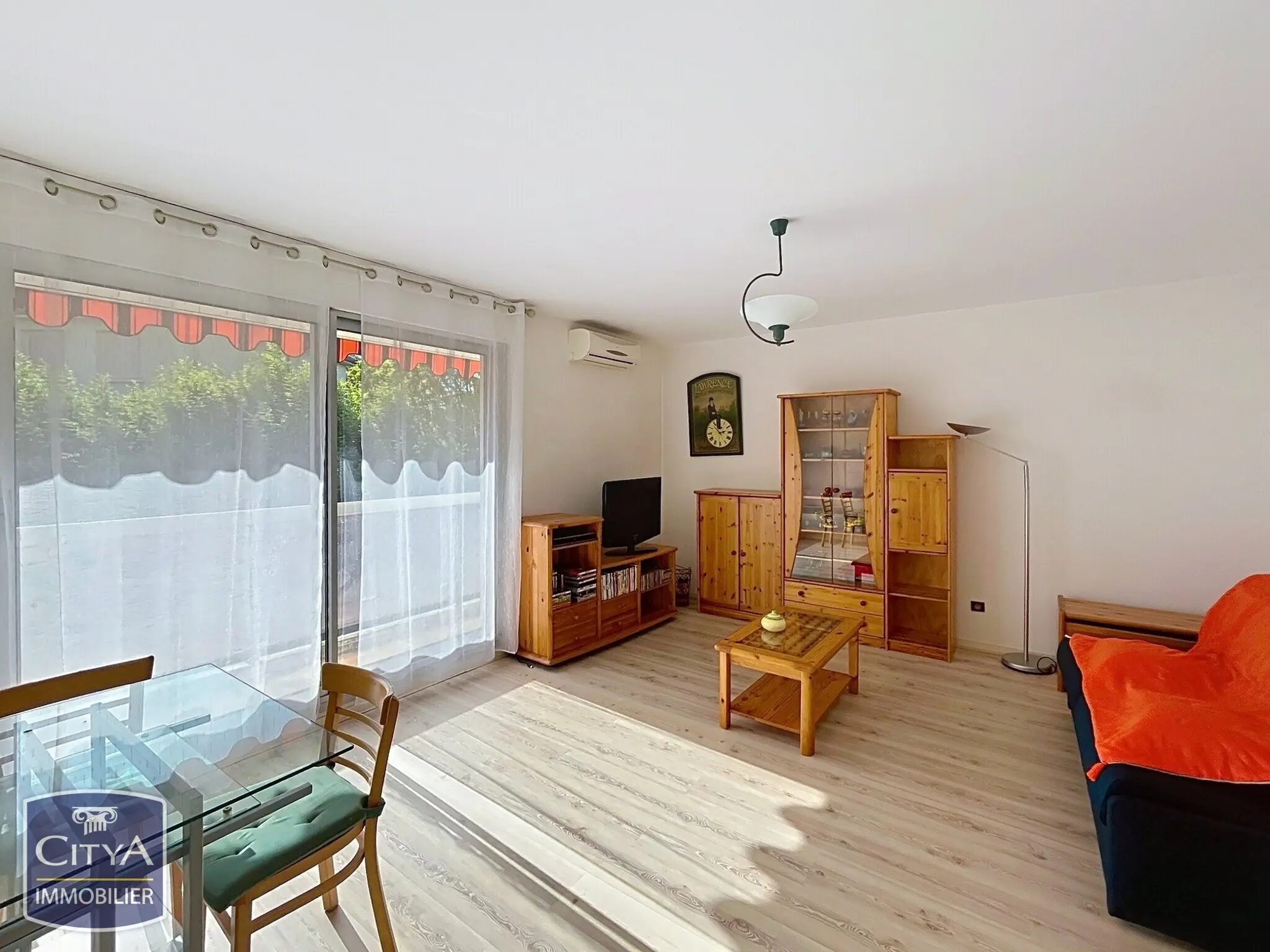 Photo 1 Appartement 1 pièce 35m²