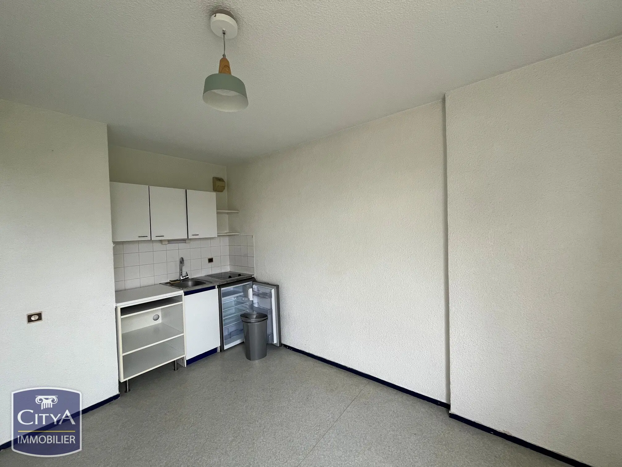 Photo 1 Appartement 1 pièce 19m²
