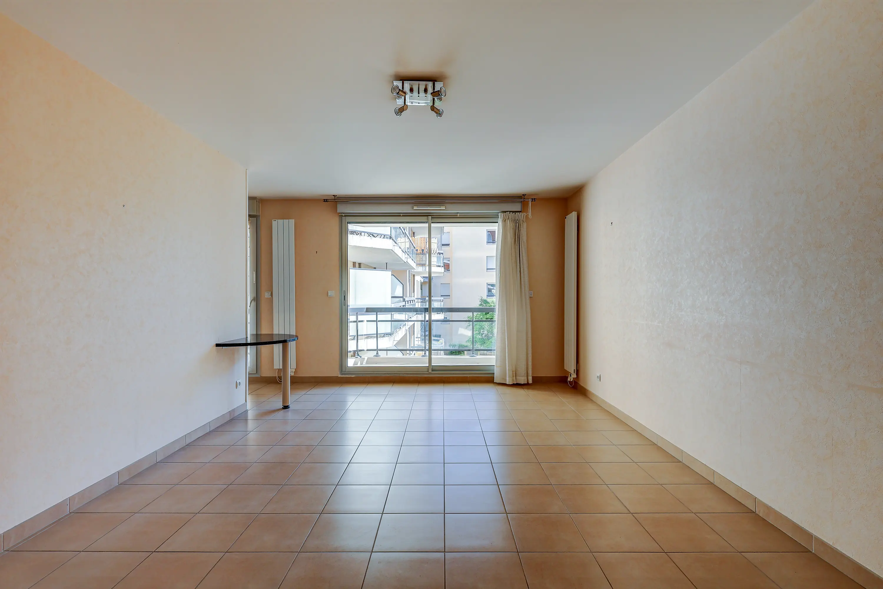 Photo 3 Appartement 2 pièces 78m²