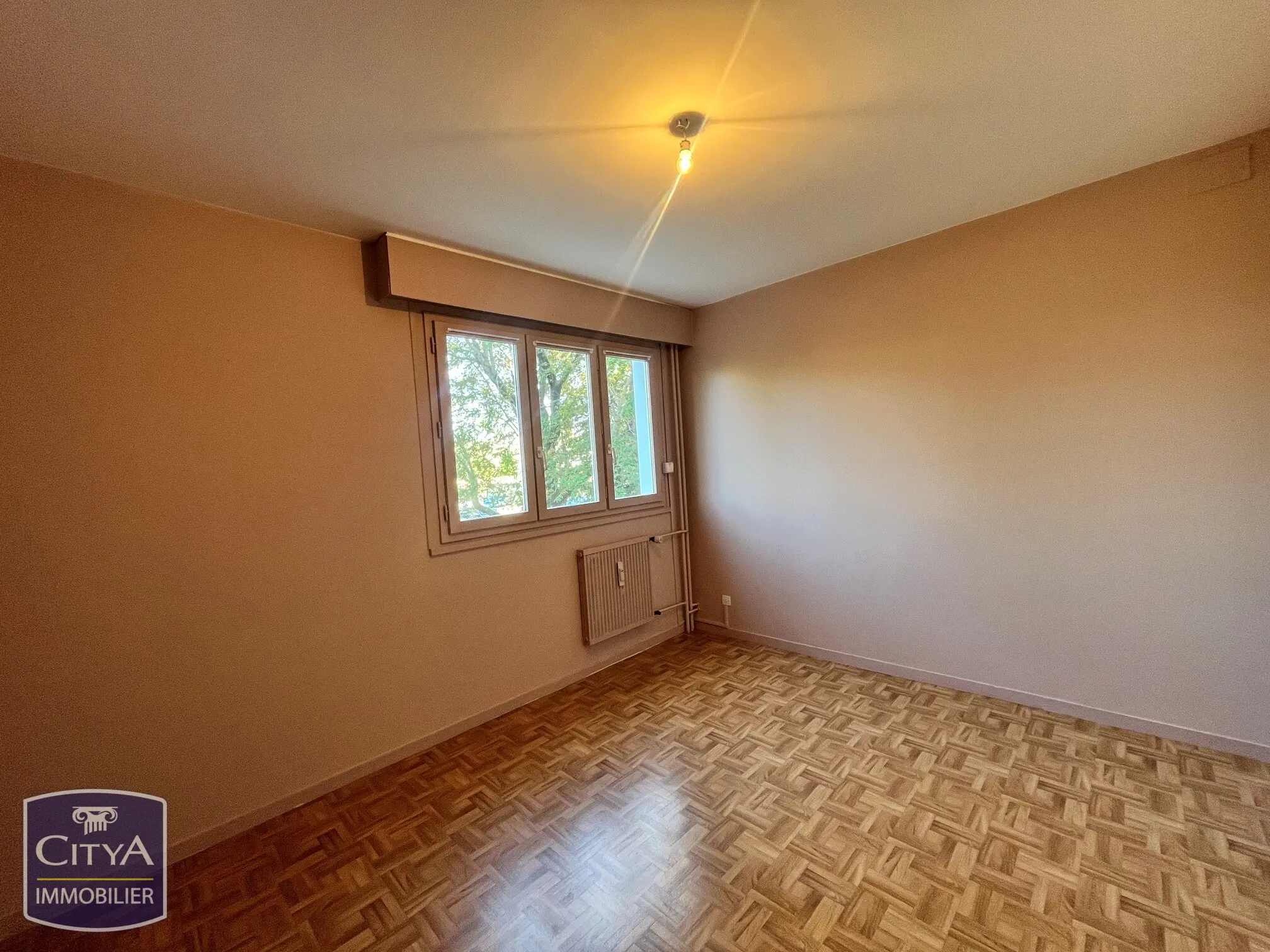 Photo 3 Appartement 4 pièces 77m²