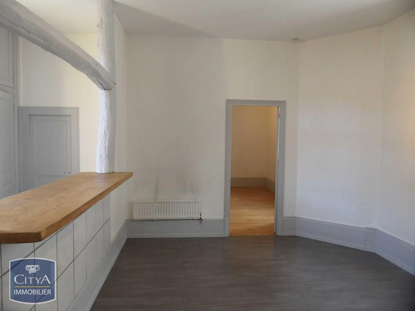 Photo 2 Immeuble 328.52m²