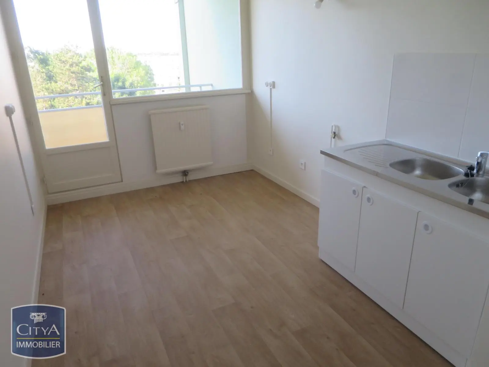 Photo 1 Appartement 1 pièce 40m²