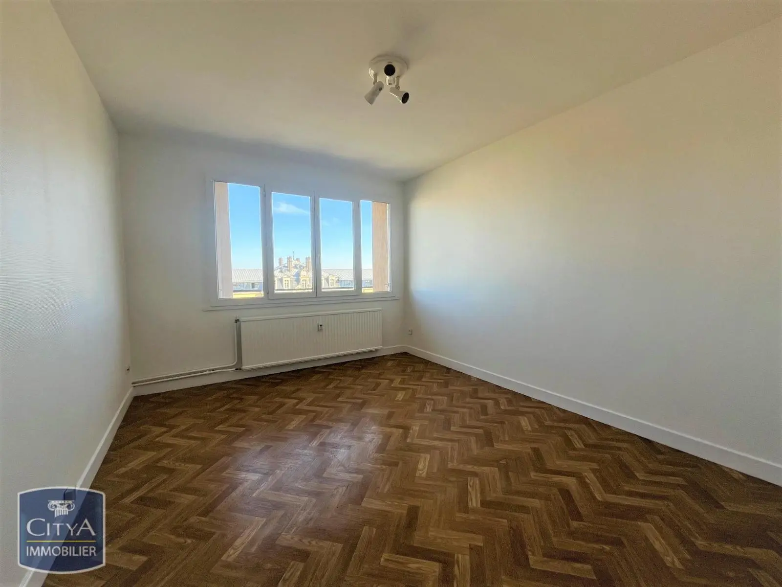 Photo 2 Appartement 1 pièce 26.75m²
