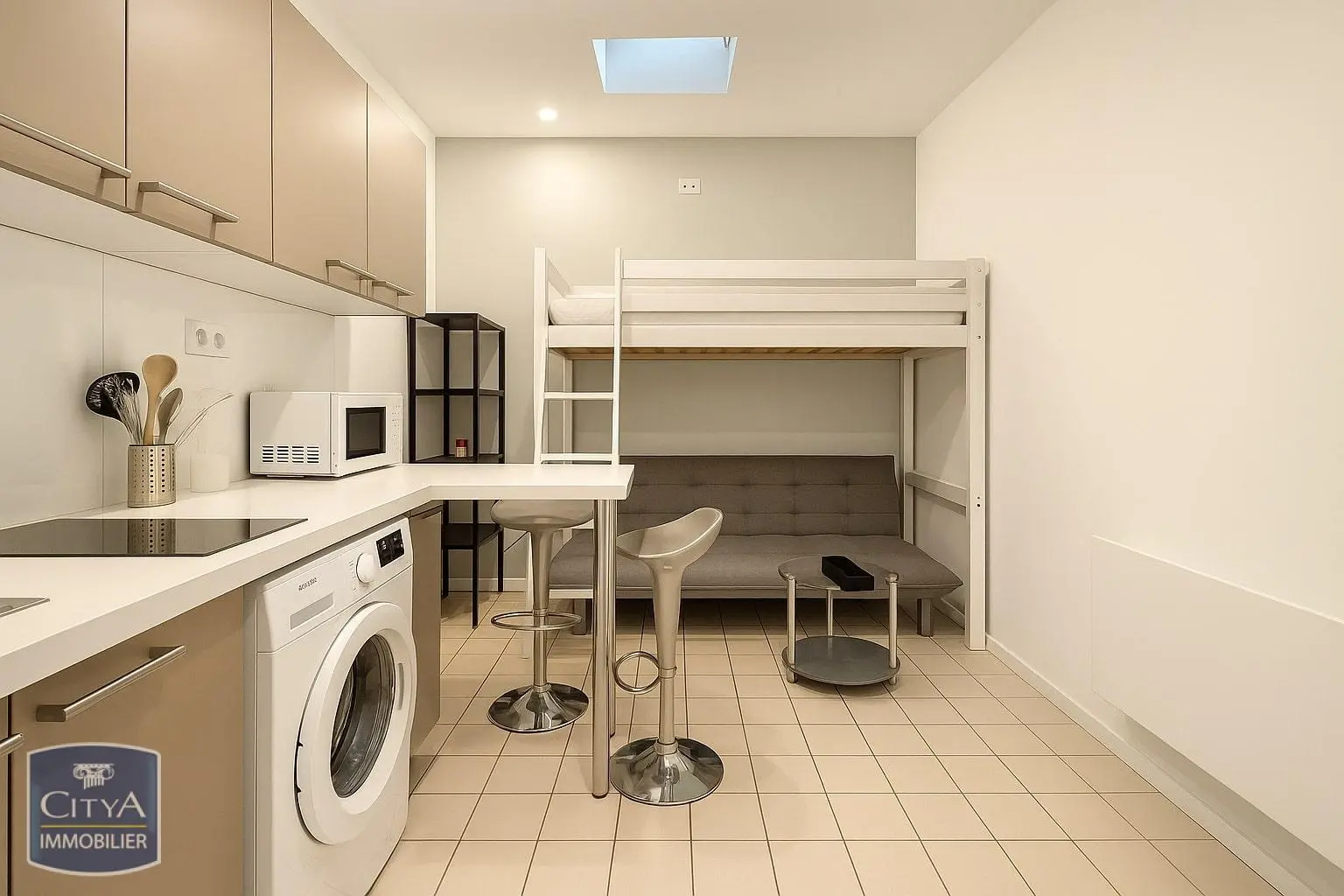 Photo 1 Appartement 1 pièce 13.78m²