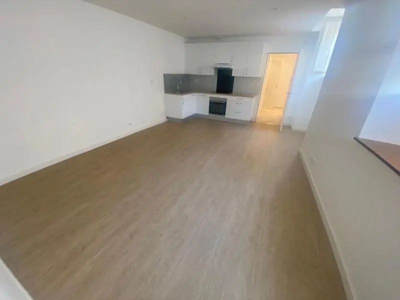 Photo 4 Appartement 2 pièces 41.86m²