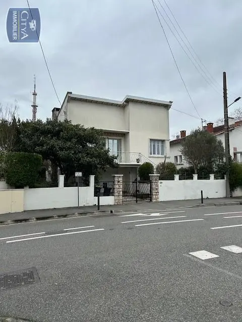 Photo 1 Maison 4 pièces 113.84m²