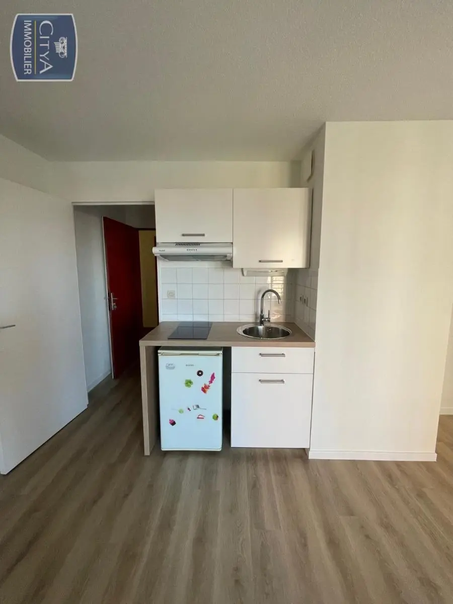 Photo 3 Appartement 1 pièce 28.01m²
