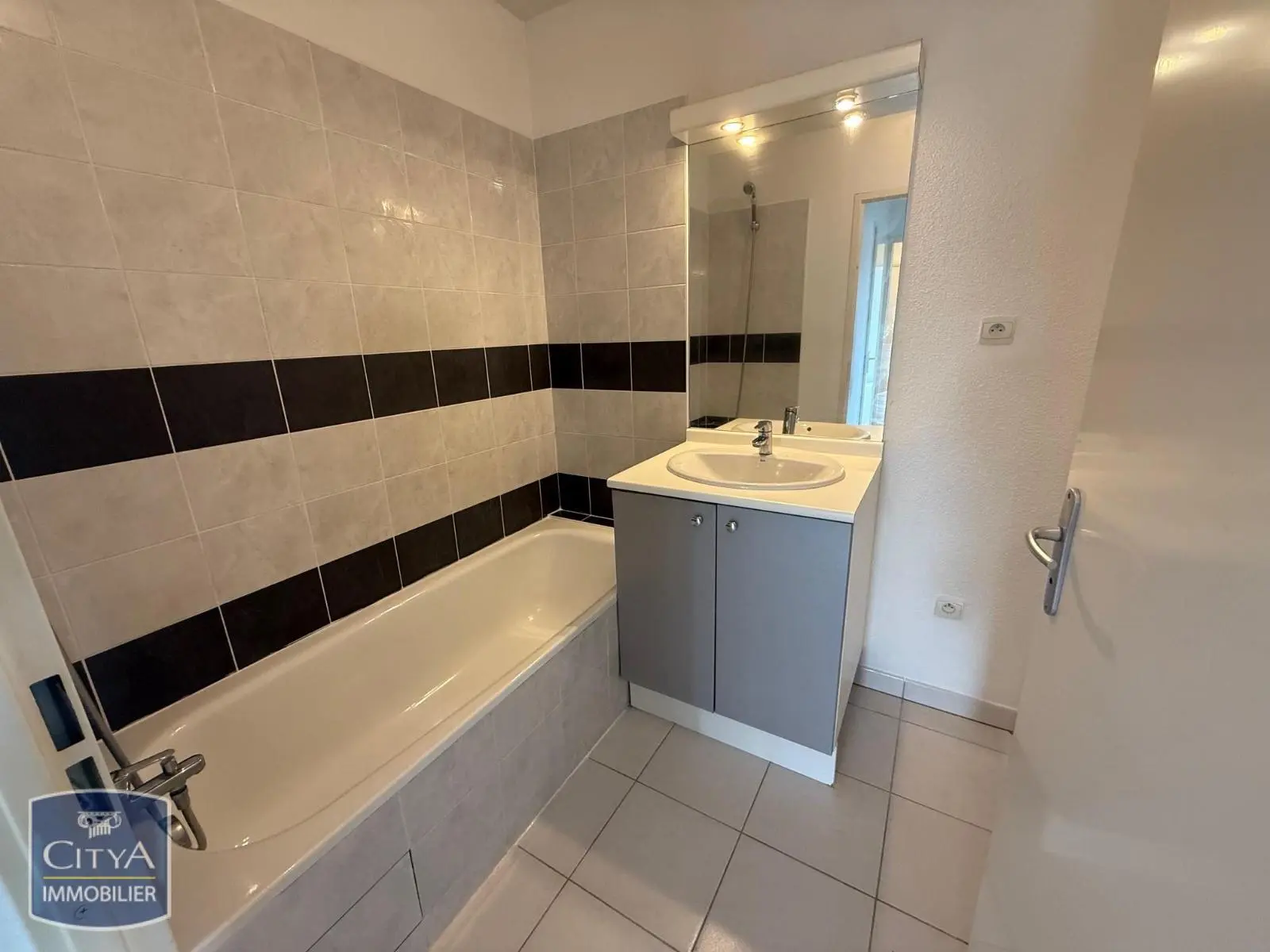 Photo 5 Appartement 3 pièces 63.96m²