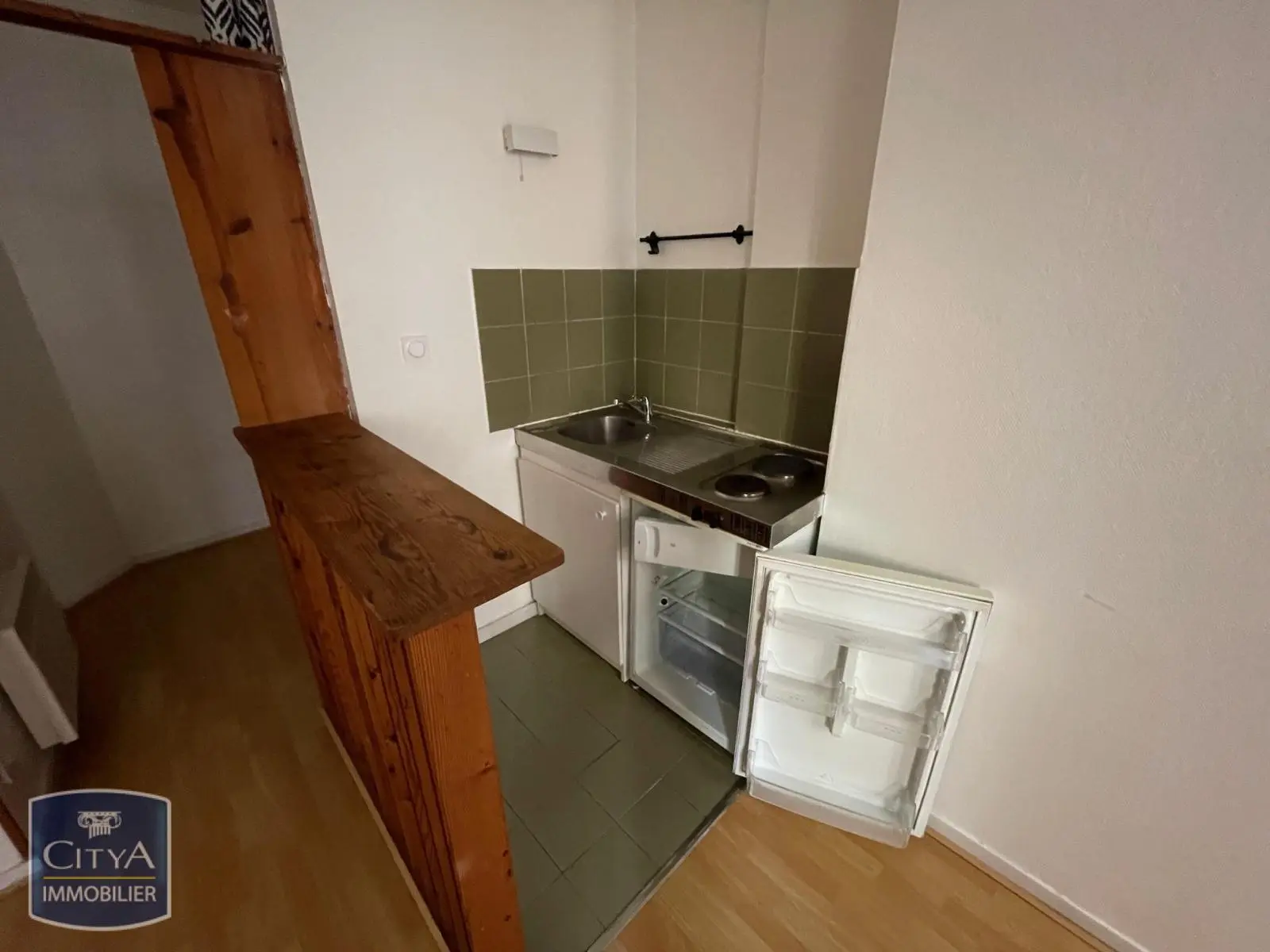 Photo 2 Appartement 1 pièce 25.02m²