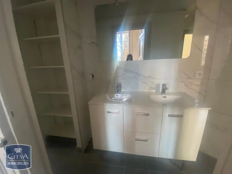 Photo 14 Appartement 8 pièces 264m²