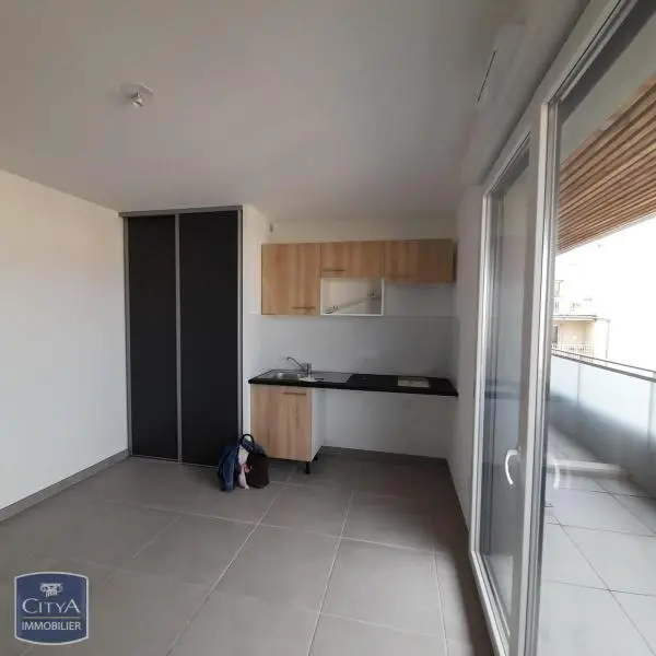 Photo 2 Appartement 1 pièce 29.8m²