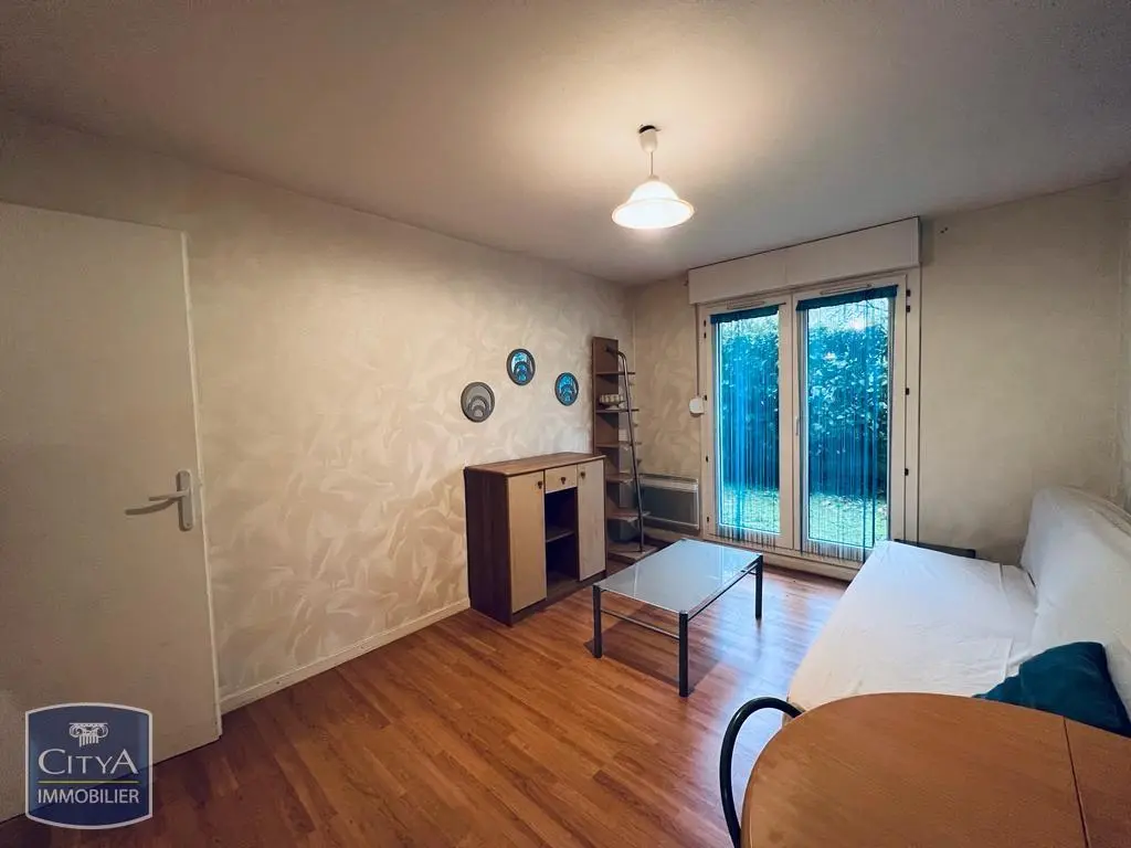 Photo 2 Appartement 1 pièce 21.04m²