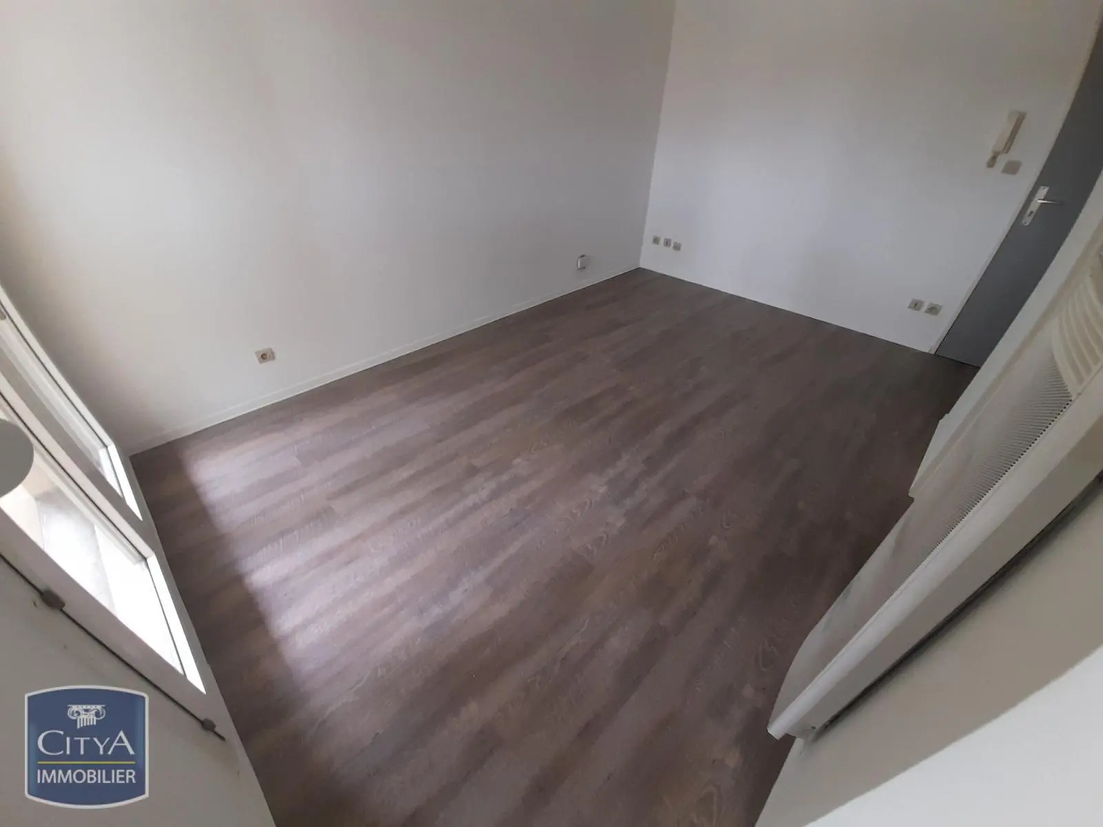 Photo 1 Appartement 1 pièce 20.46m²