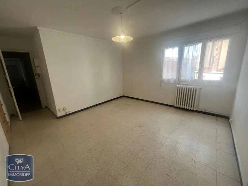 Photo 1 Appartement 1 pièce 30.3m²