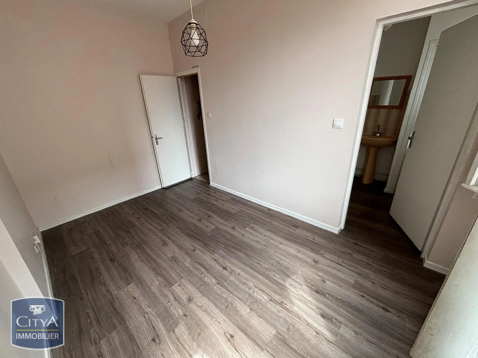 Photo 3 Appartement 1 pièce 18.25m²