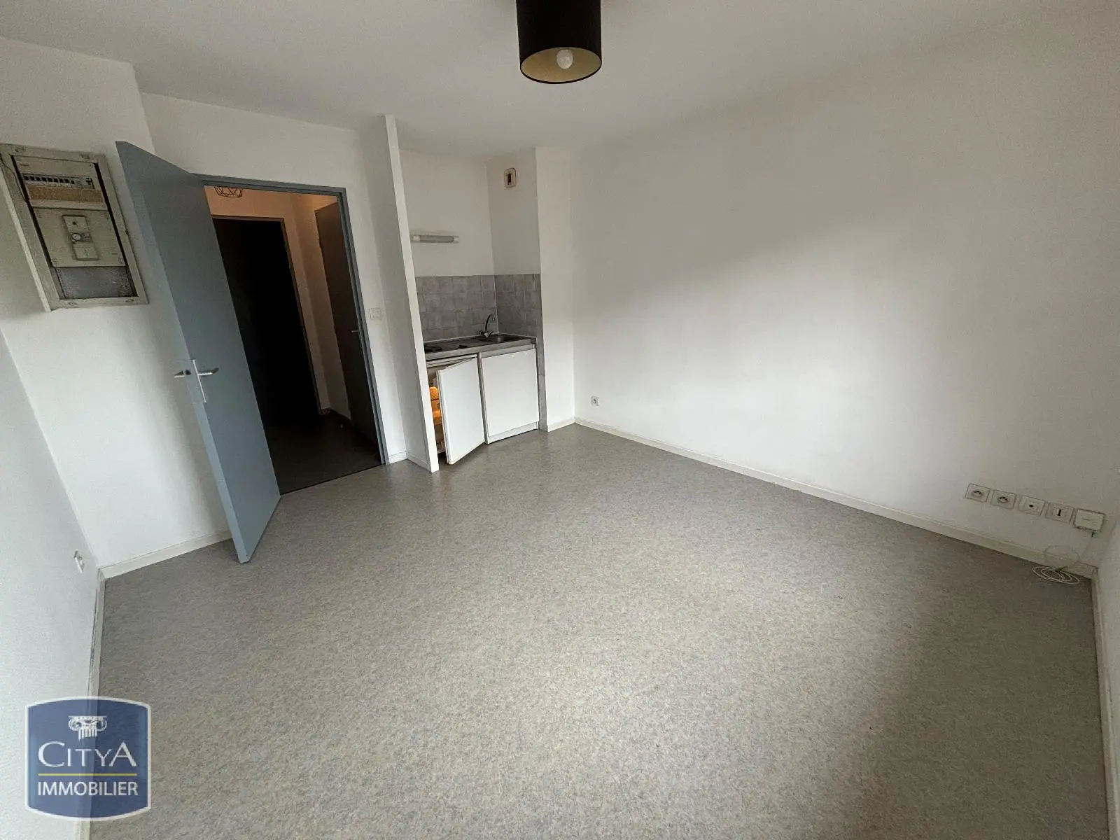 Photo 3 Appartement 1 pièce 19.39m²