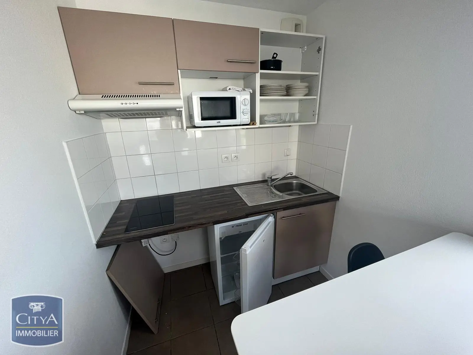 Photo 3 Appartement 1 pièce 22.18m²