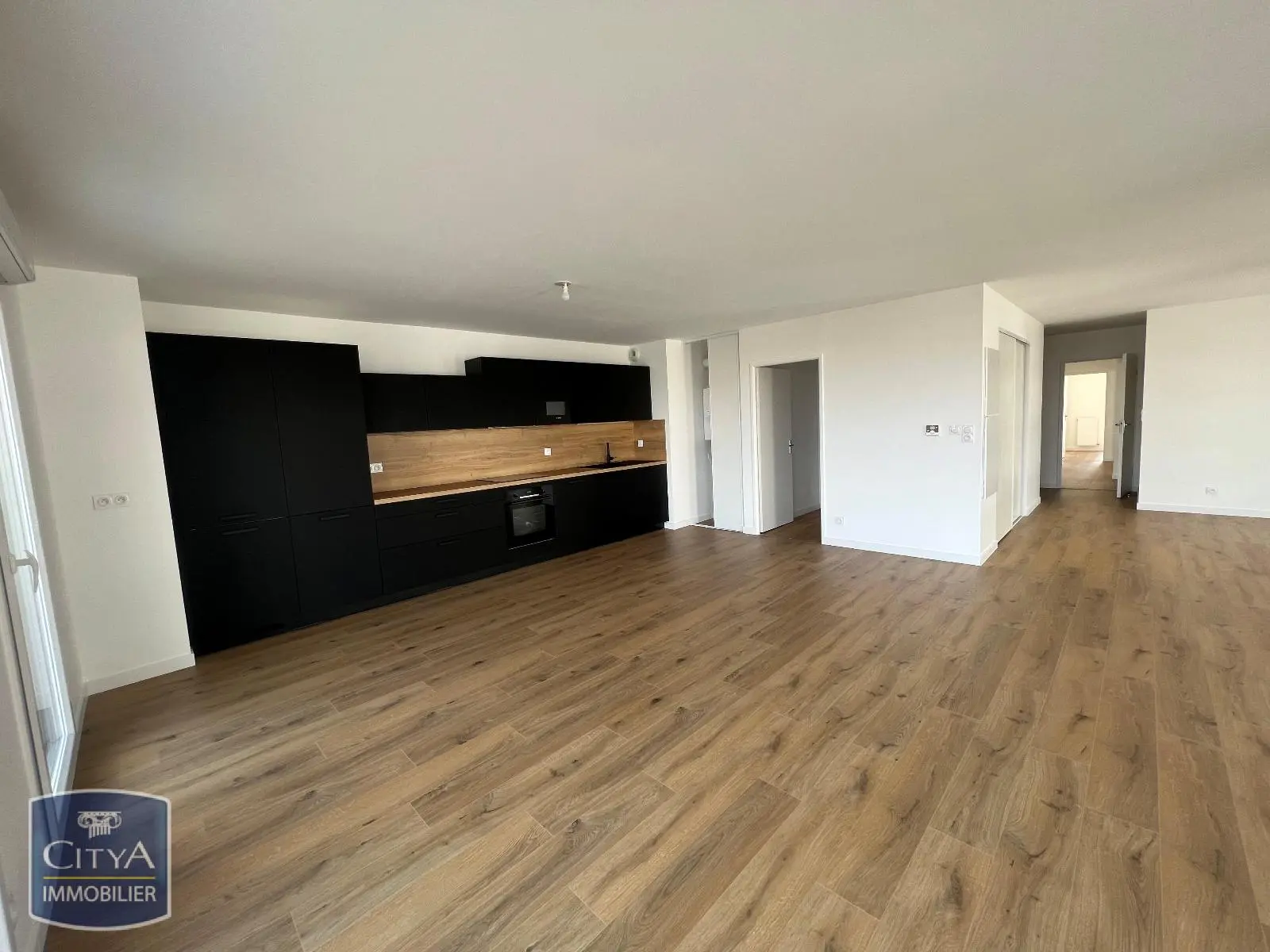 Photo 5 Appartement 5 pièces 143m²