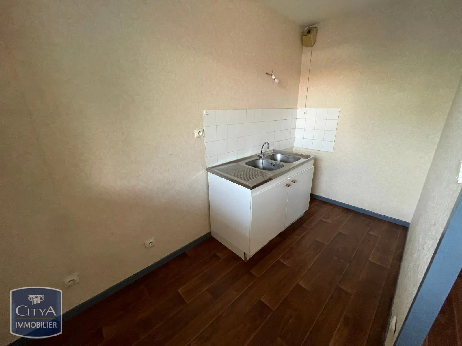 Photo 2 Appartement 1 pièce 32.46m²