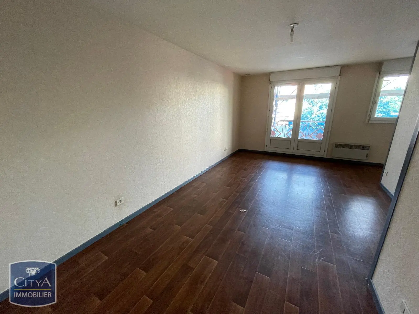 Photo 1 Appartement 1 pièce 32.46m²