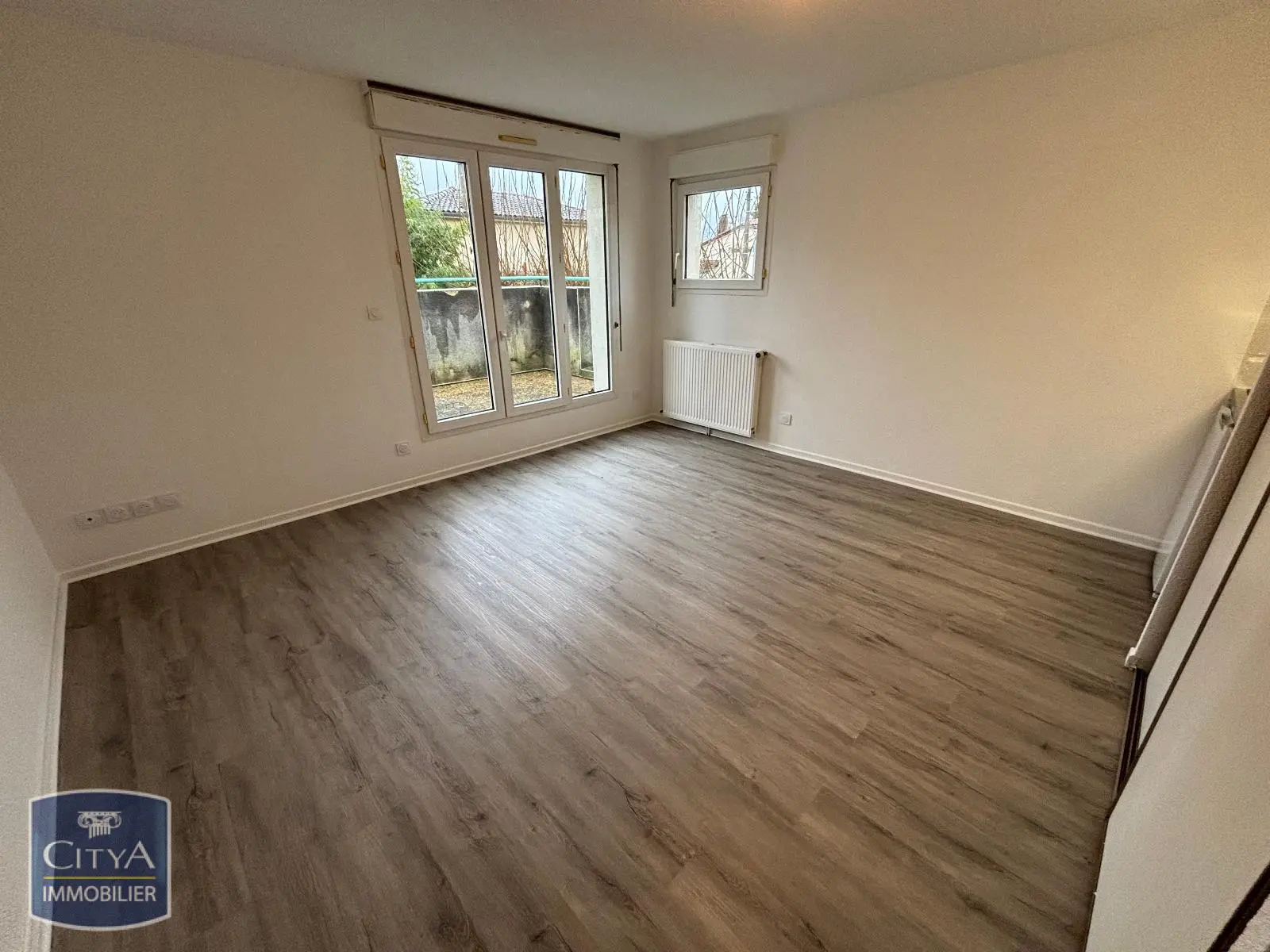 Photo 1 Appartement 1 pièce 24.69m²