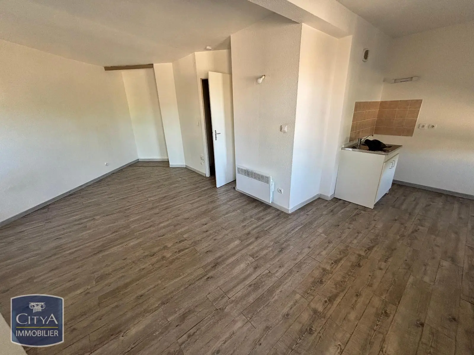 Photo 2 Appartement 1 pièce 31.34m²