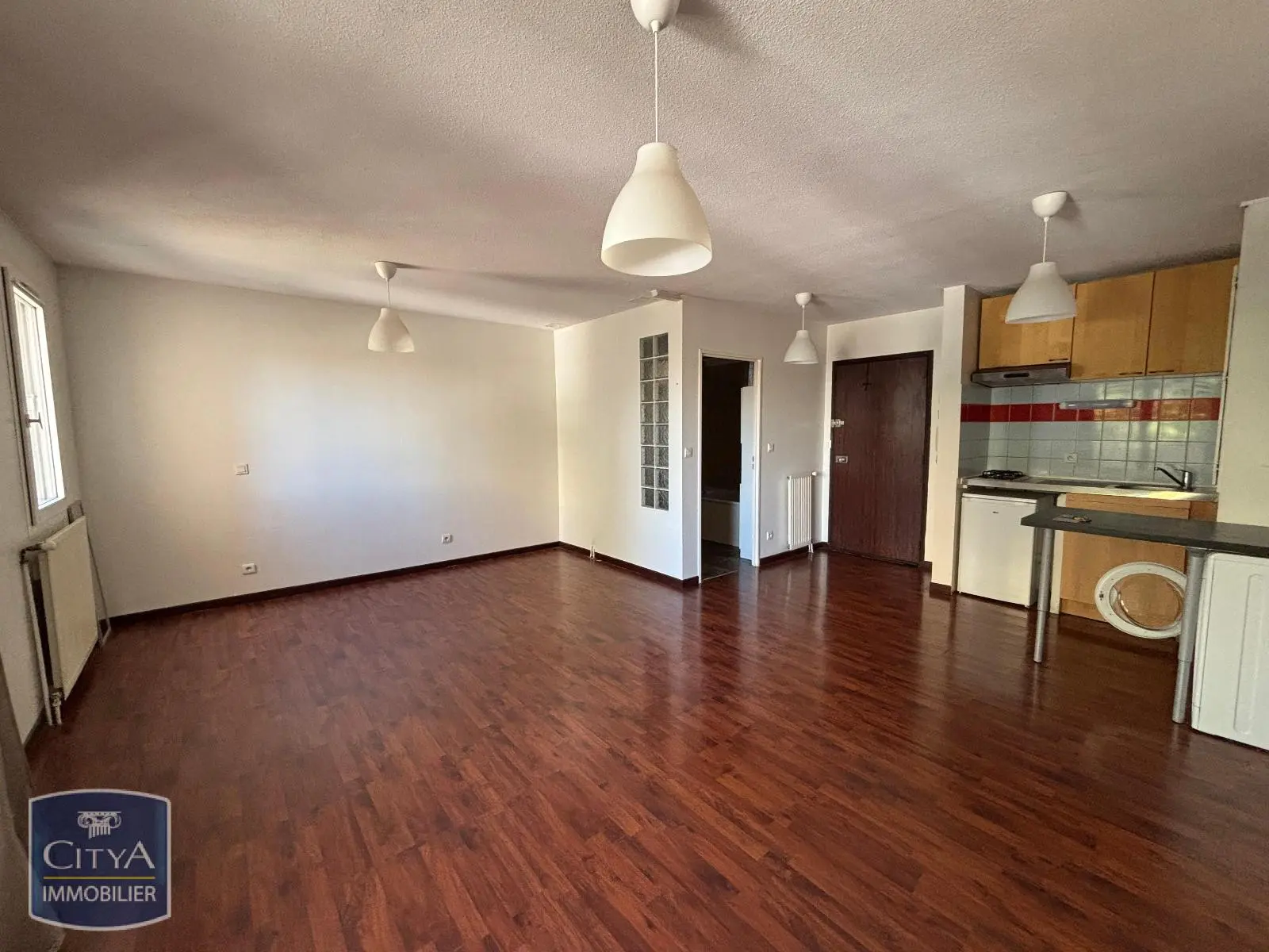 Photo 2 Appartement 1 pièce 32.71m²