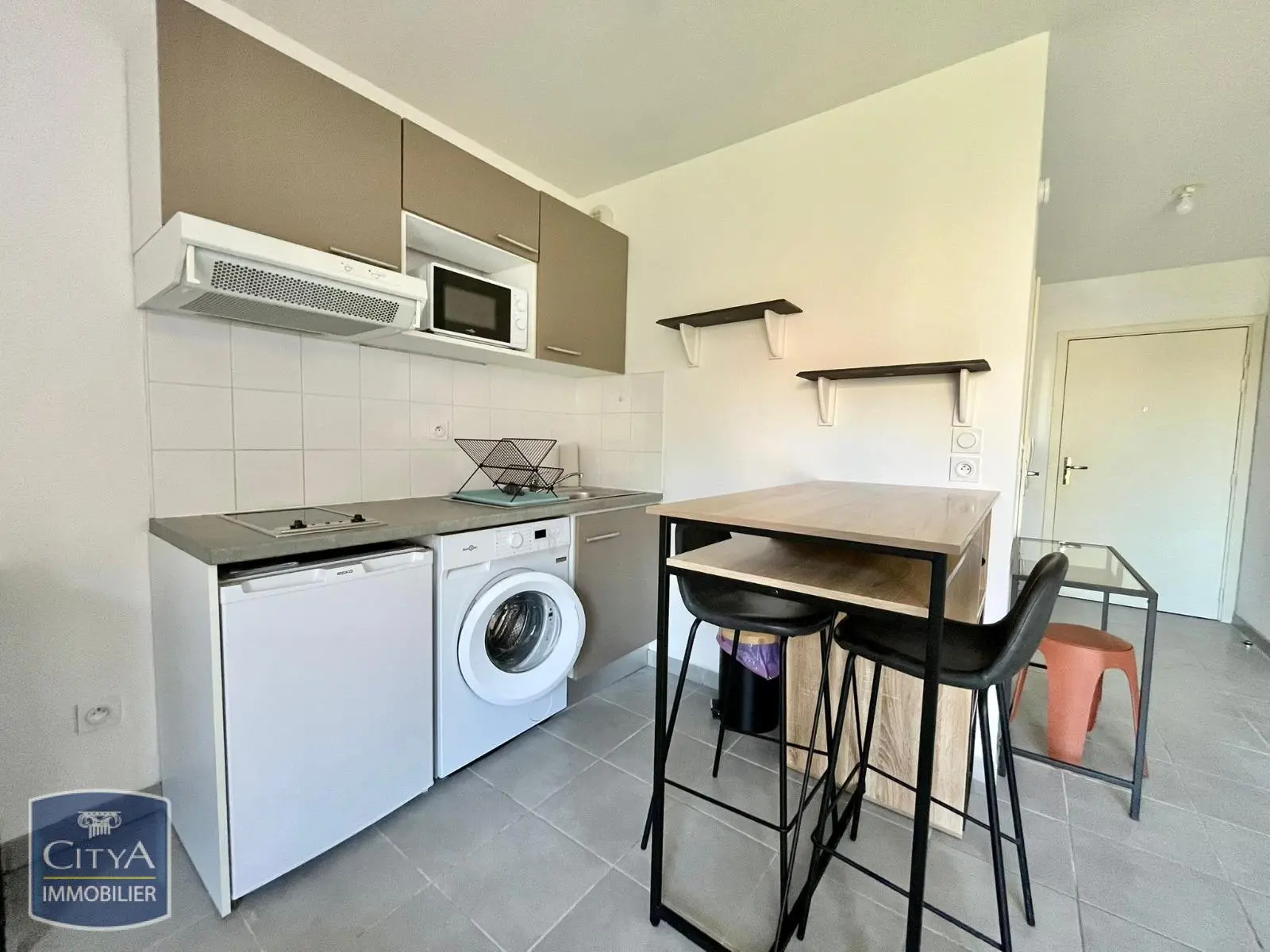 Photo 2 Appartement 1 pièce 25.07m²