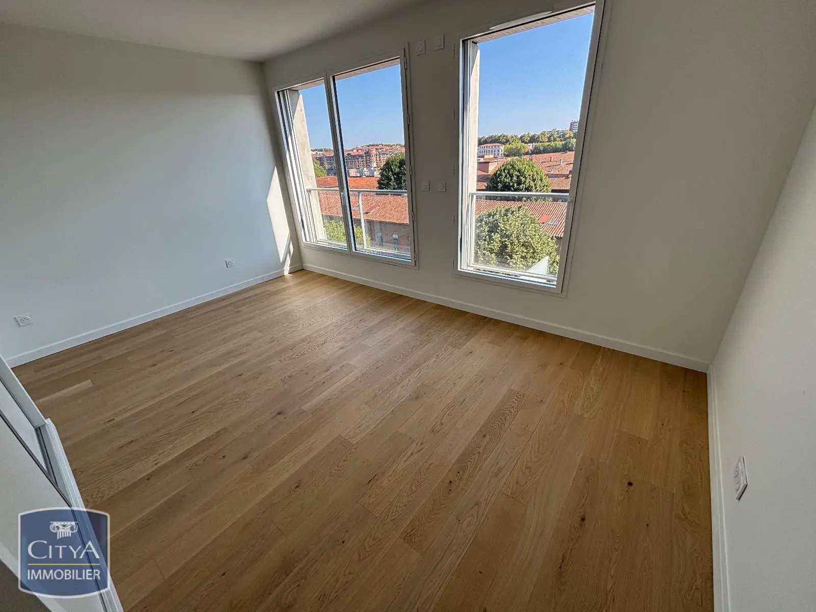 Photo 10 Appartement 5 pièces 135m²