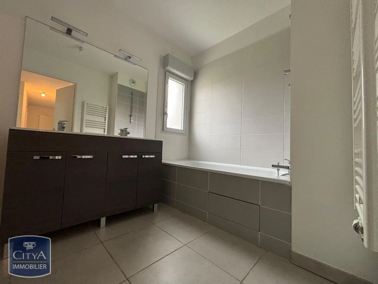 Photo 14 Appartement 4 pièces 92.17m²