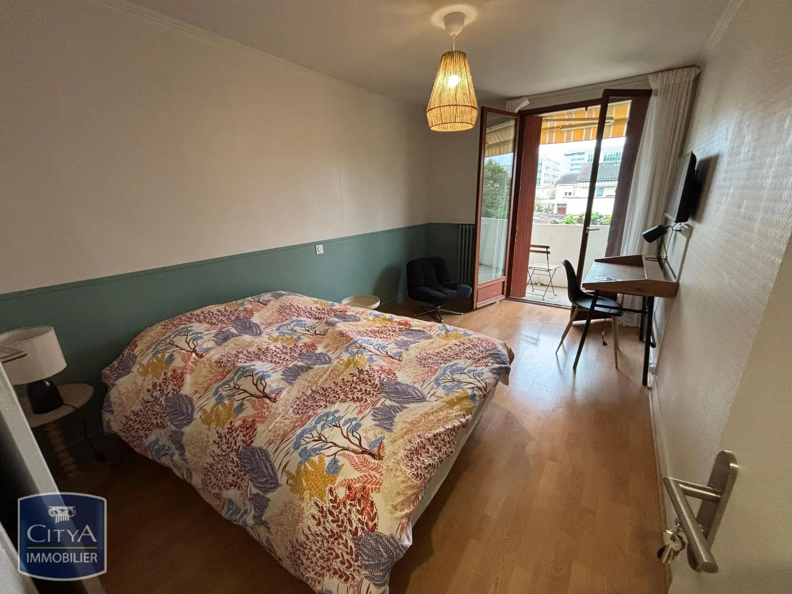 Photo 1 Appartement 1 pièce 12m²