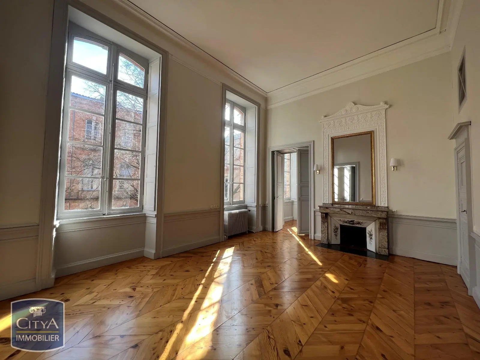 Photo 2 Appartement 8 pièces 264m²