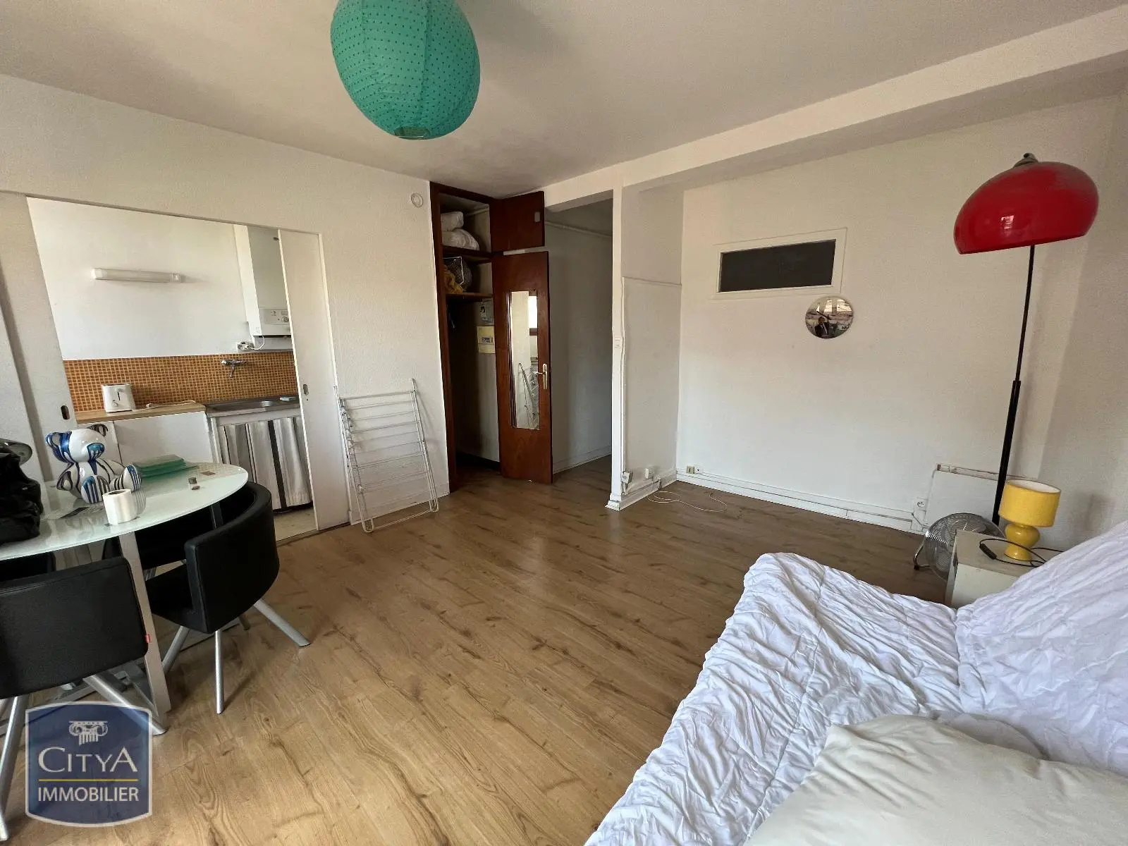 Photo 2 Appartement 1 pièce 26.08m²