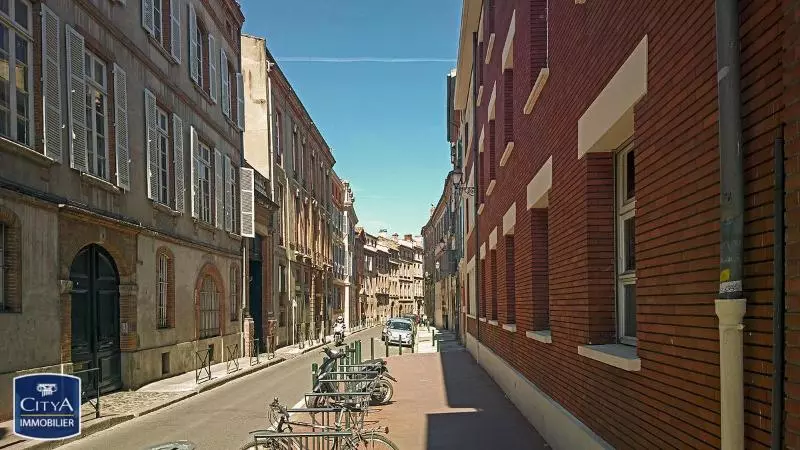 Illustration pour Appartement 4 pièces 100m² Photo Appartement 4 pièces 100m²