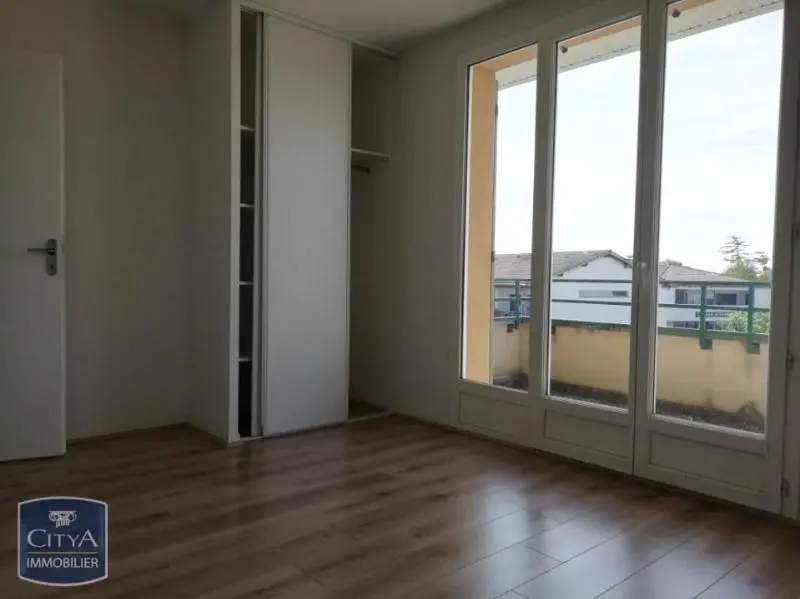 Photo 3 Appartement 4 pièces 77.1m²