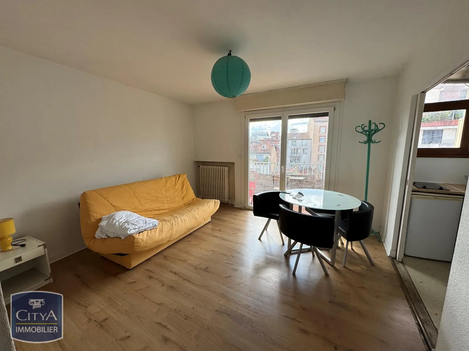 Photo 2 Appartement 1 pièce 26.08m²