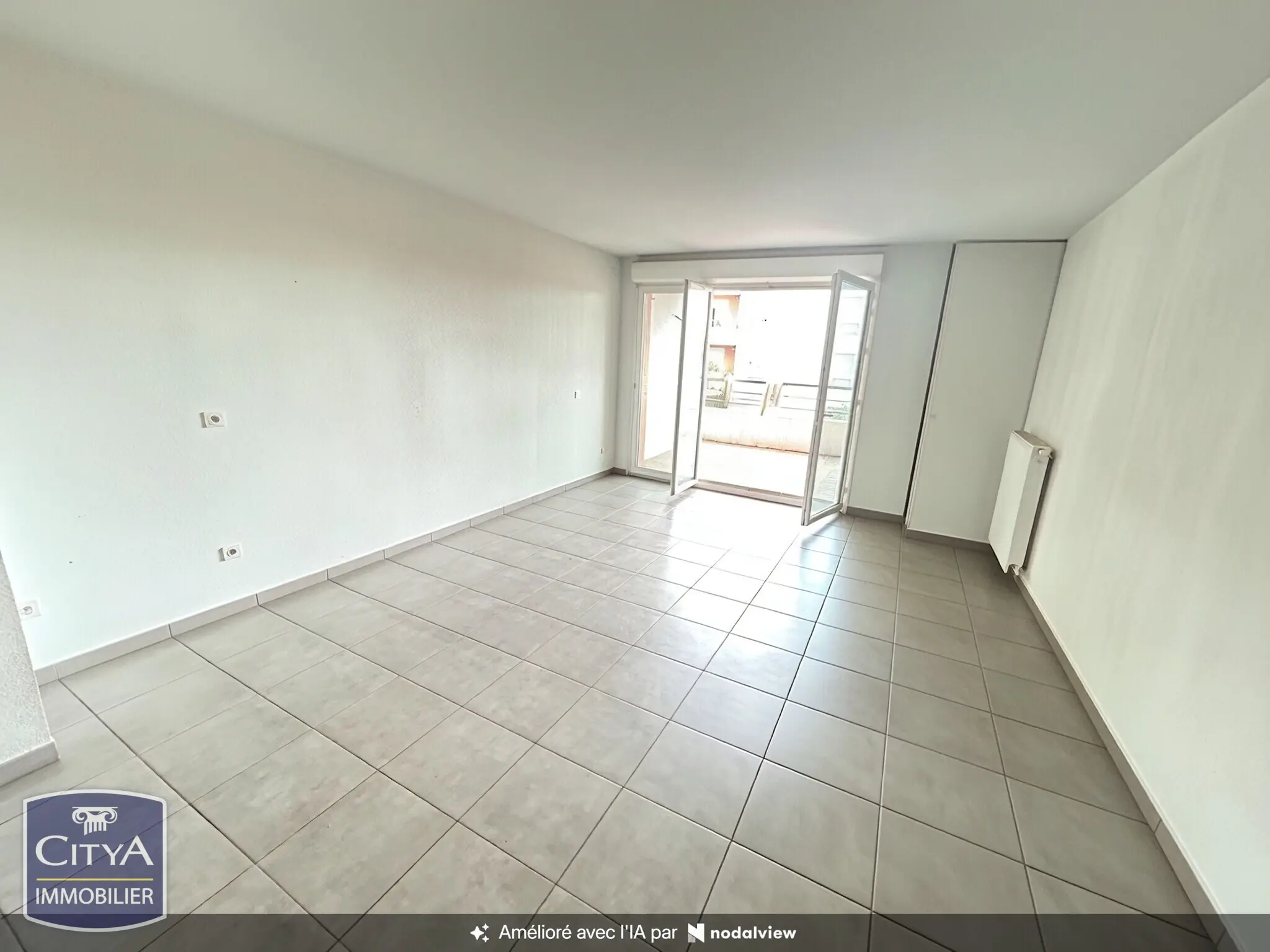 Photo 2 Appartement 1 pièce 38m²