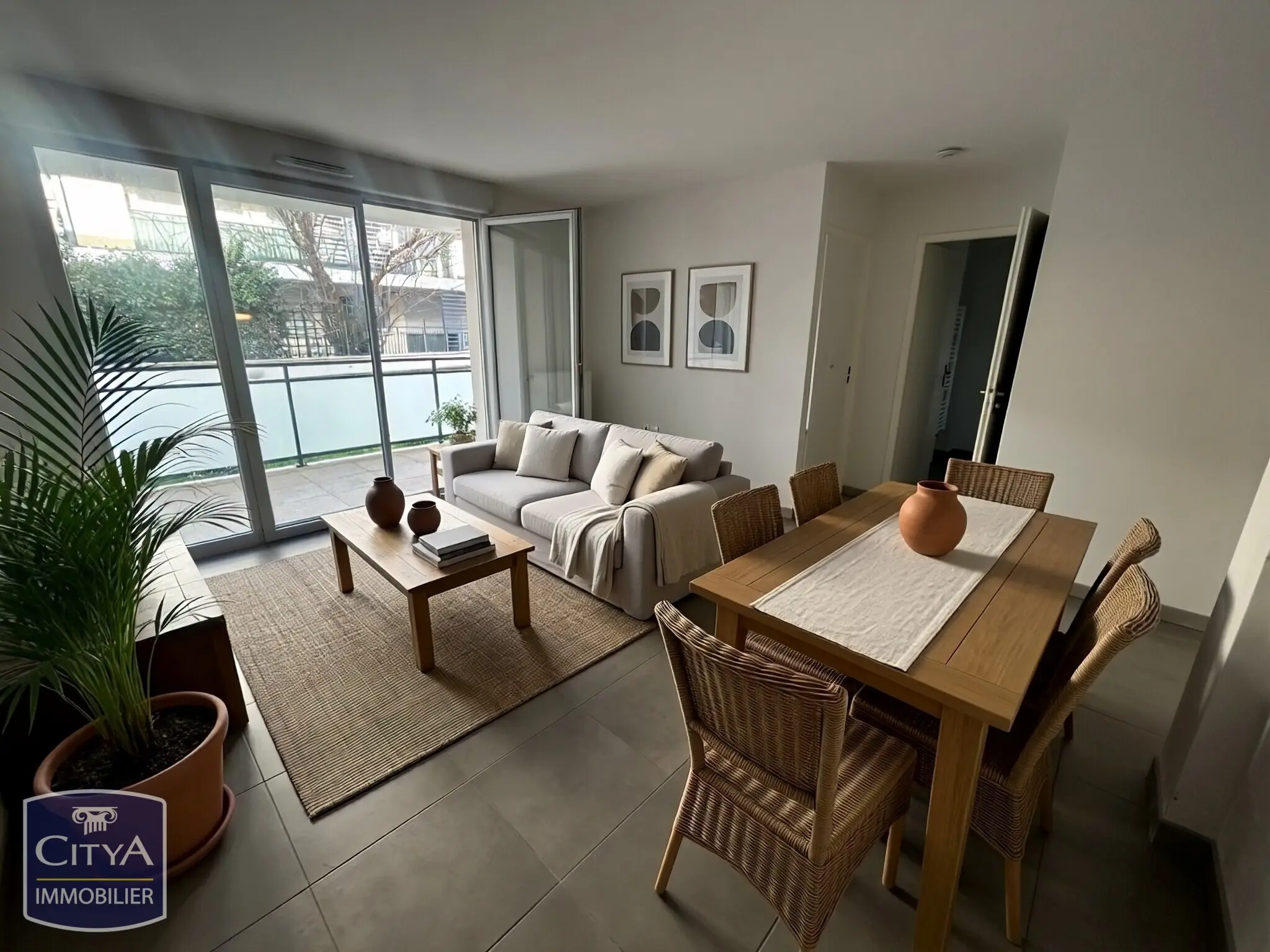 Photo 2 Appartement 2 pièces 42m²