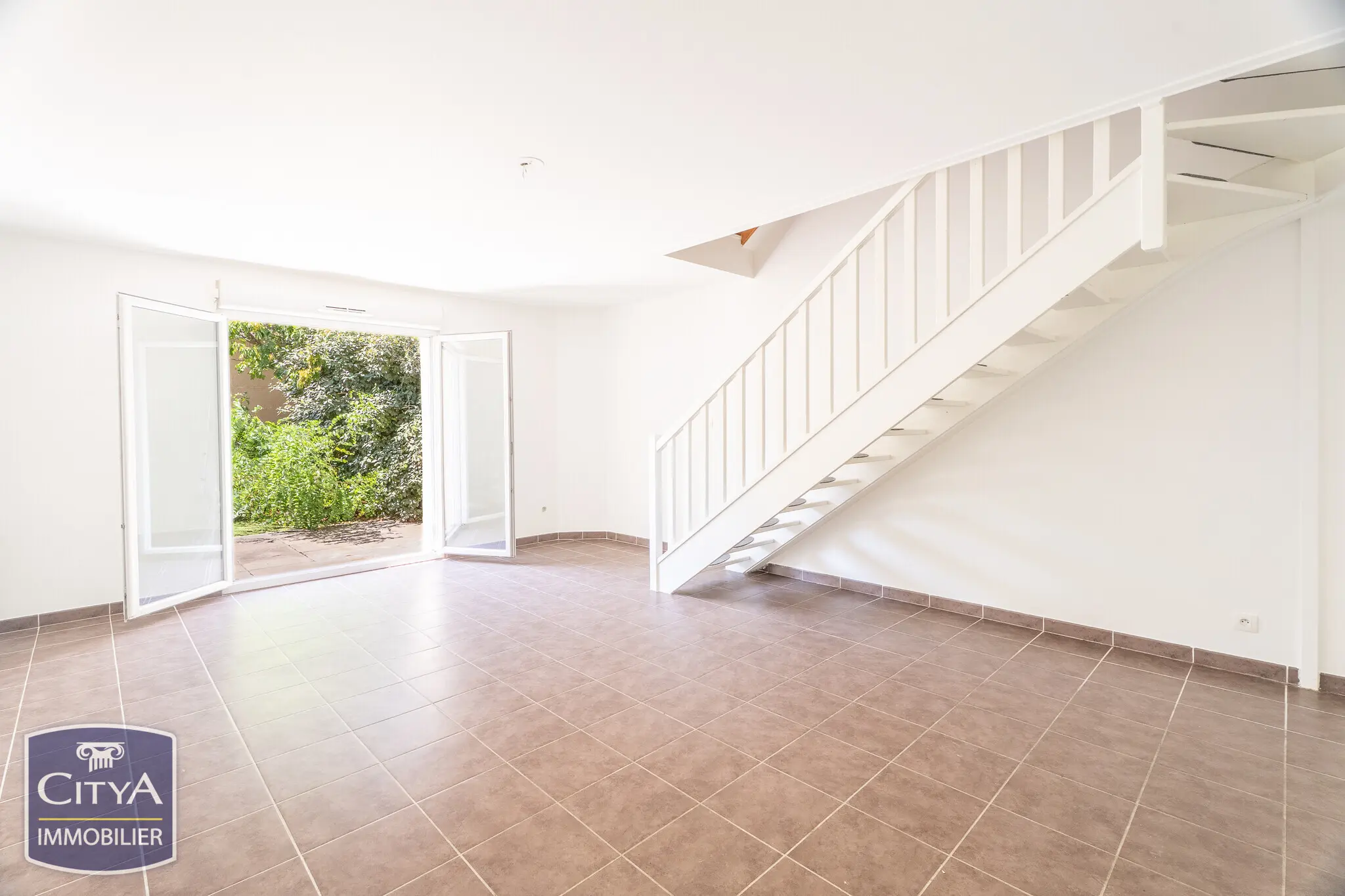 Photo 1 Appartement 4 pièces 85m²