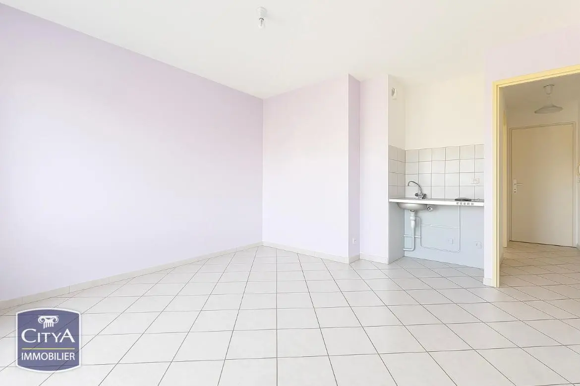 Photo 2 Appartement 1 pièce 20.1m²