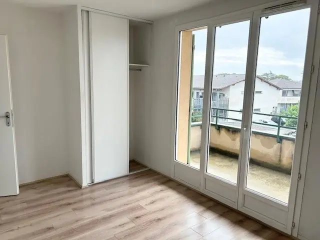 Photo 4 Appartement 4 pièces 77m²