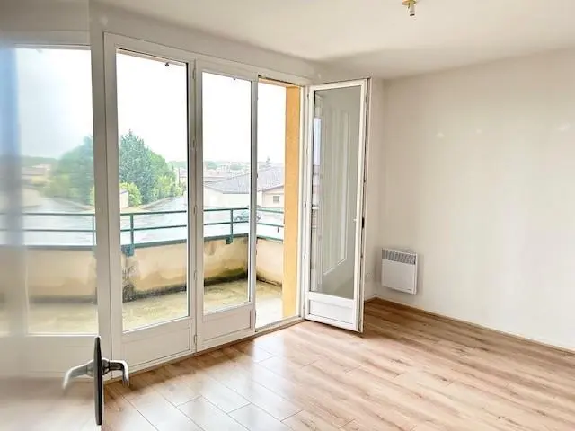 Photo 3 Appartement 4 pièces 77m²